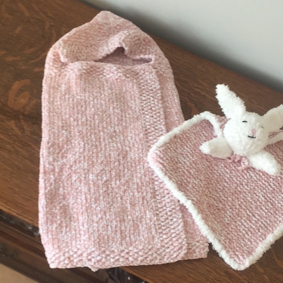 Handmade Knitted Baby Wrapping Snuggle Blanket - Picture 4 of 7